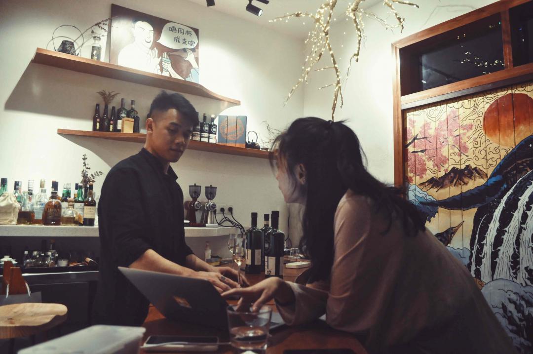 喝酒我们也是很认真的<img src='https://sdata.whiskyworm.com/xcxpics/emoji_21.png' class='emoji' />