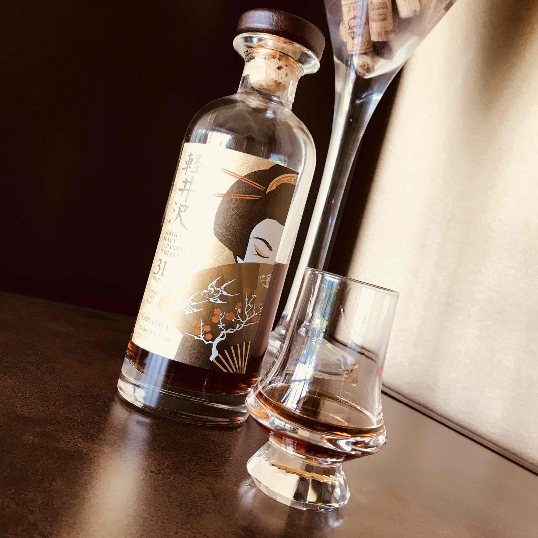 很久没发装逼贴了<img src='https://sdata.whiskyworm.com/xcxpics/emoji_29.png' class='emoji' />