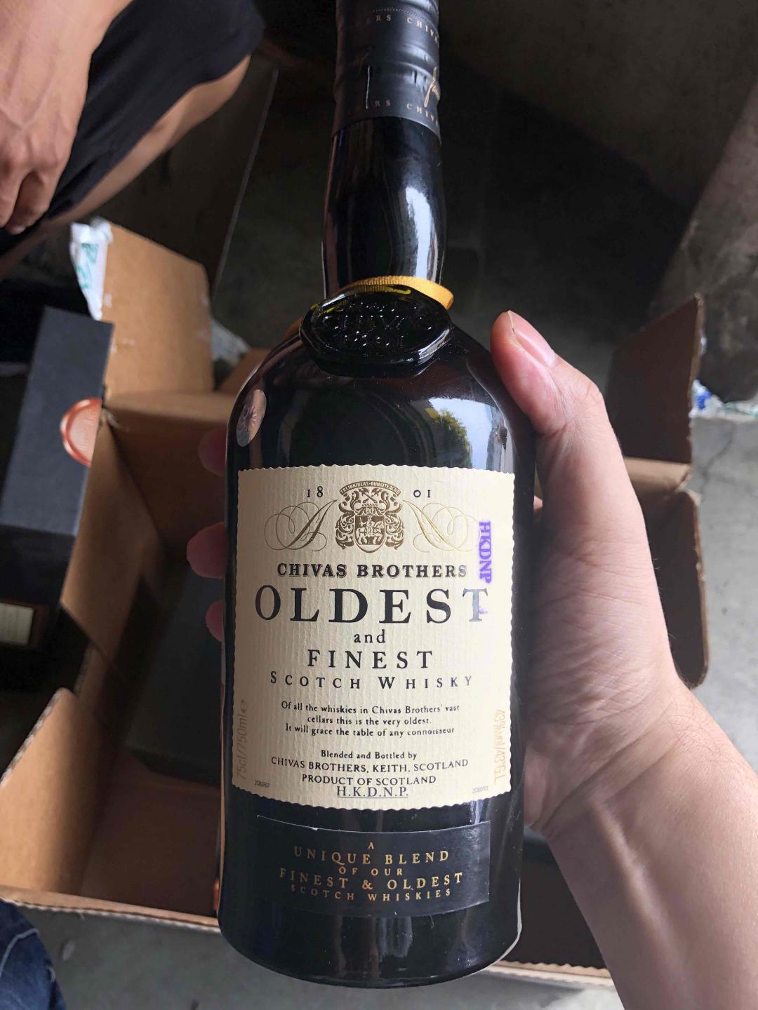 请问这款芝华士是30年的？