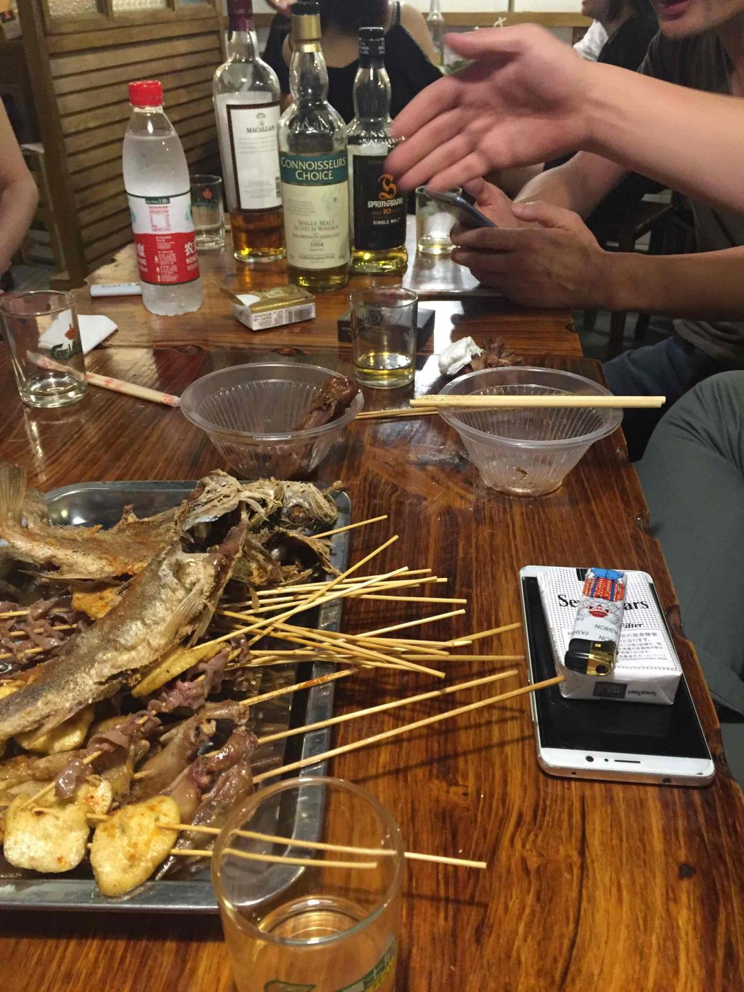 威士忌配臭豆腐