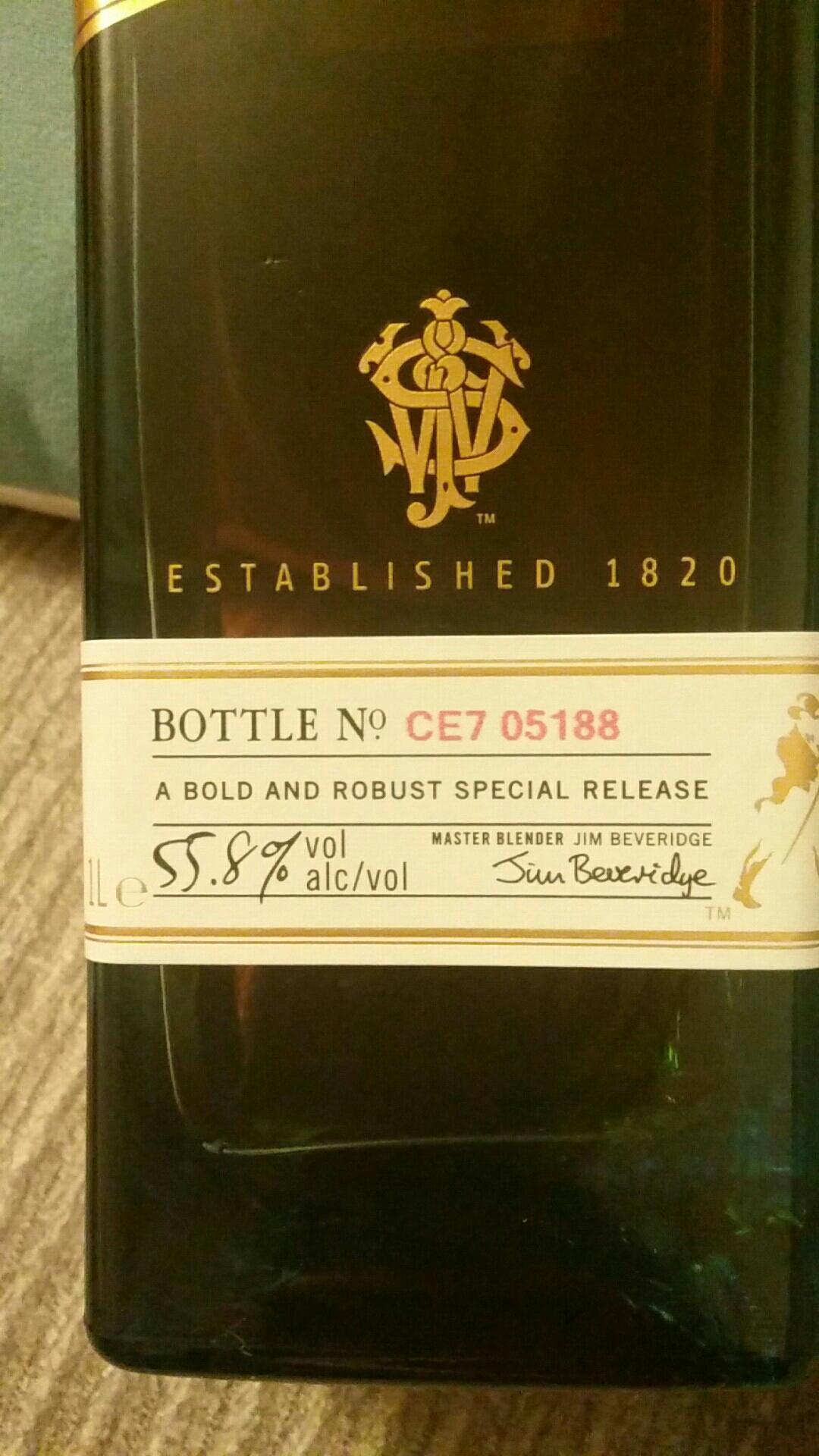 喝蓝方的人不少，喝过桶强的应该不多