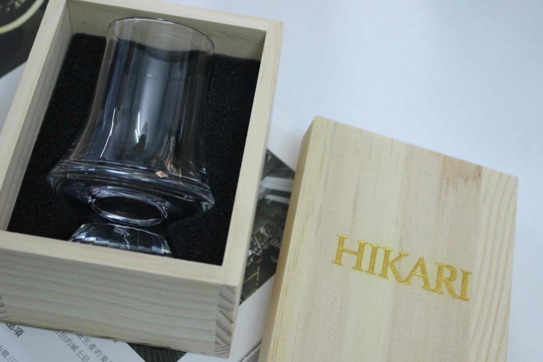 收到新杯子一个~