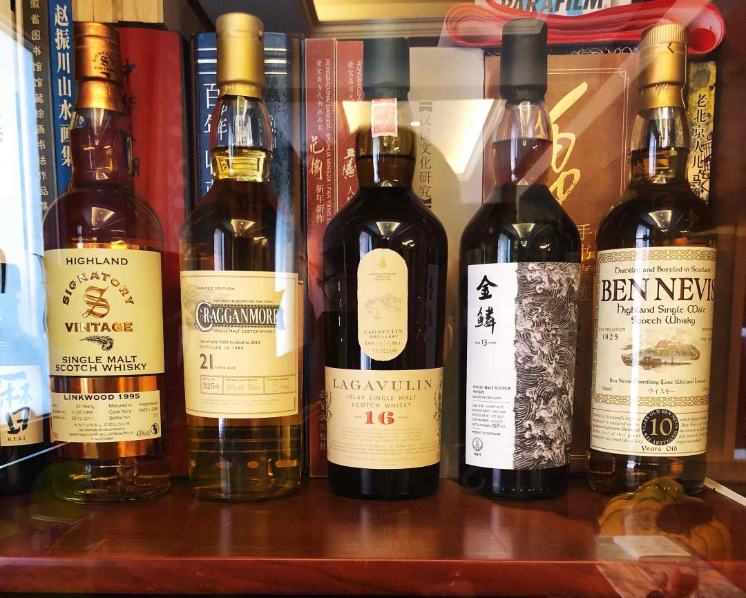 办公室日常饮酒全体更换<img src='https://sdata.whiskyworm.com/xcxpics/emoji_83.png' class='emoji' />