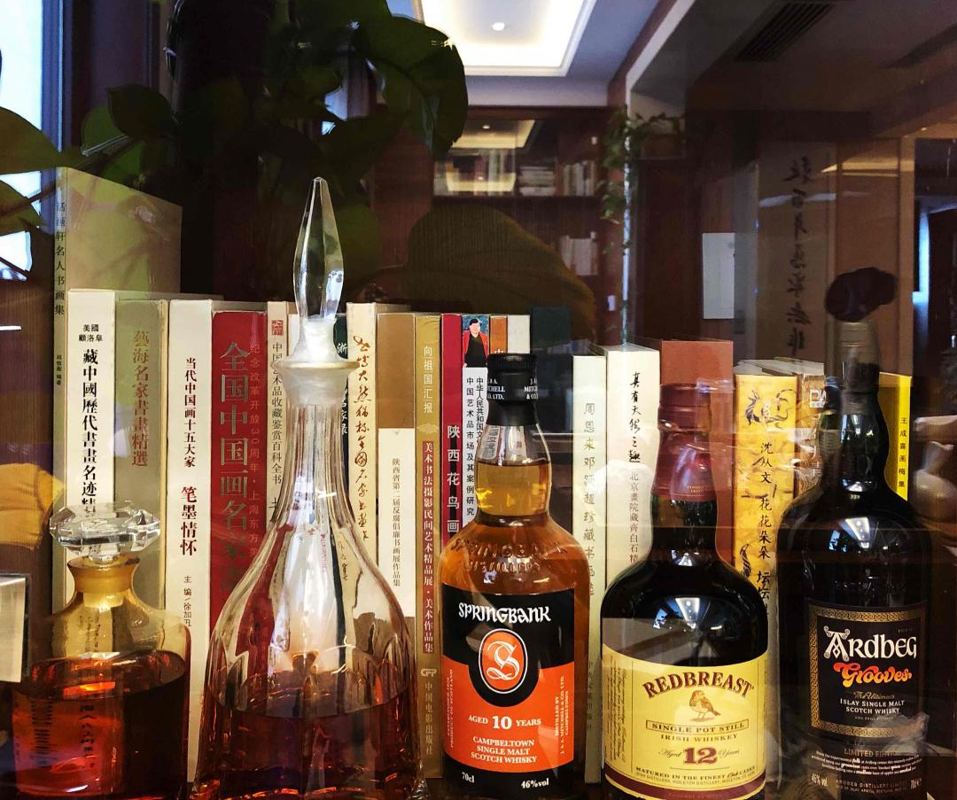 办公室日常饮酒全体更换<img src='https://sdata.whiskyworm.com/xcxpics/emoji_83.png' class='emoji' />