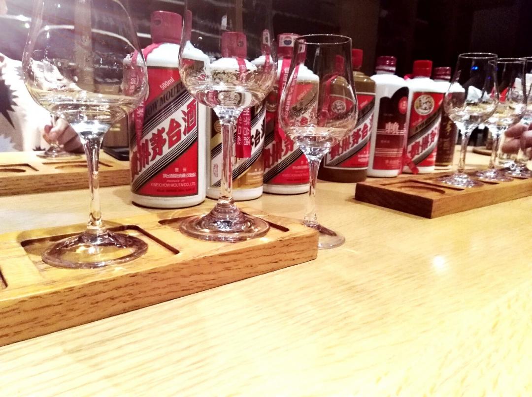 酒说| 水不试，不知深浅；