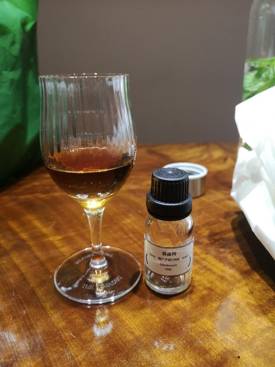 试两个酒虫的分享瓶，多纳15ml实在太少