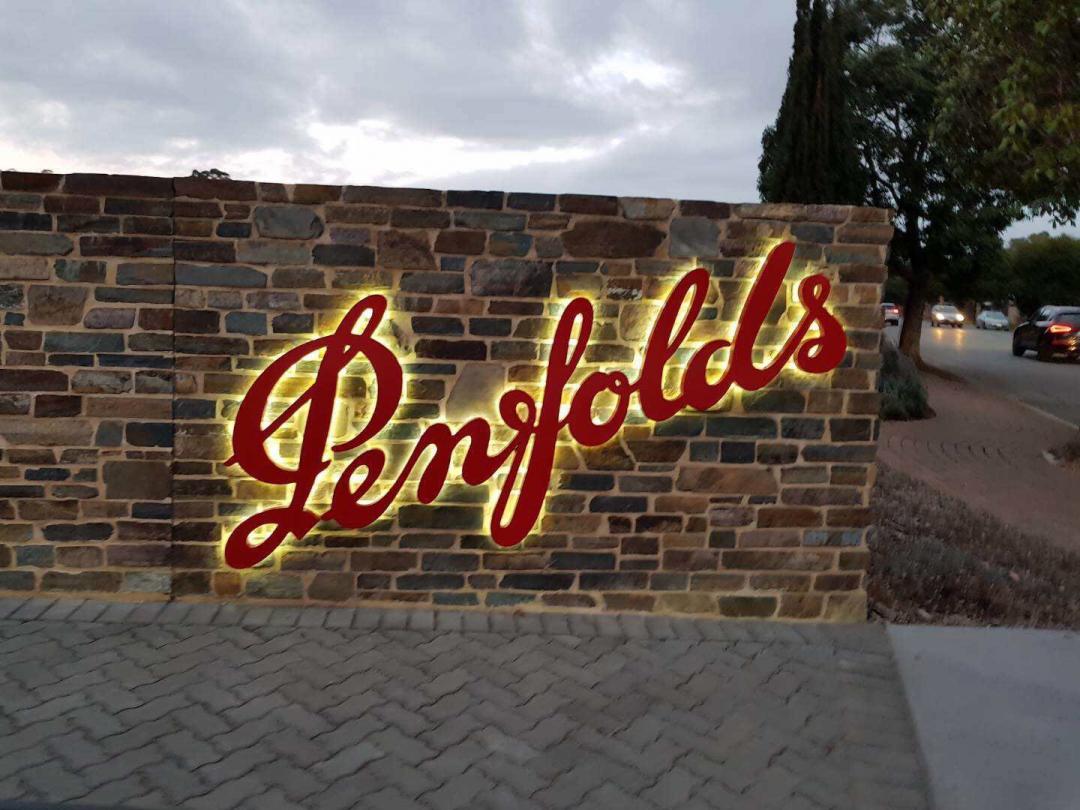 据说每晚贞子都会爬出来喝……