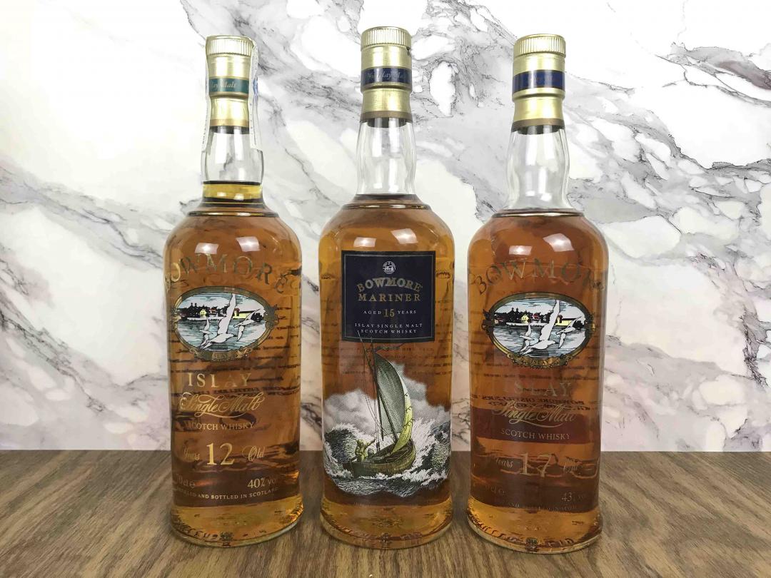 一群海鸥上青天