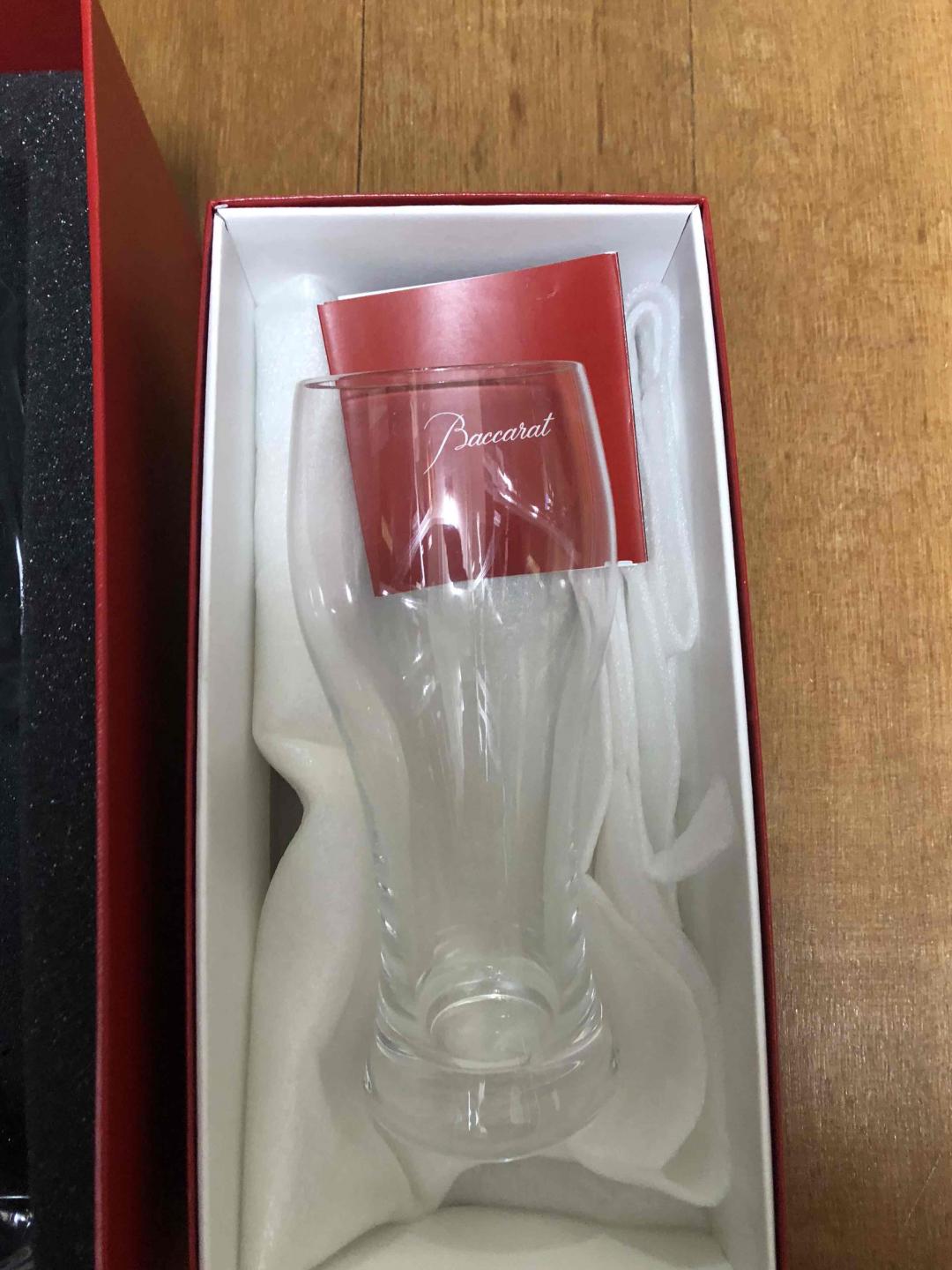 出門買幾個杯子回家喝酒用