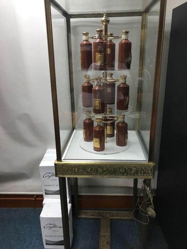 八一建军节，发点国家产的。今天不祟洋媚外。国酒茅台，12生肖特别珍藏版。