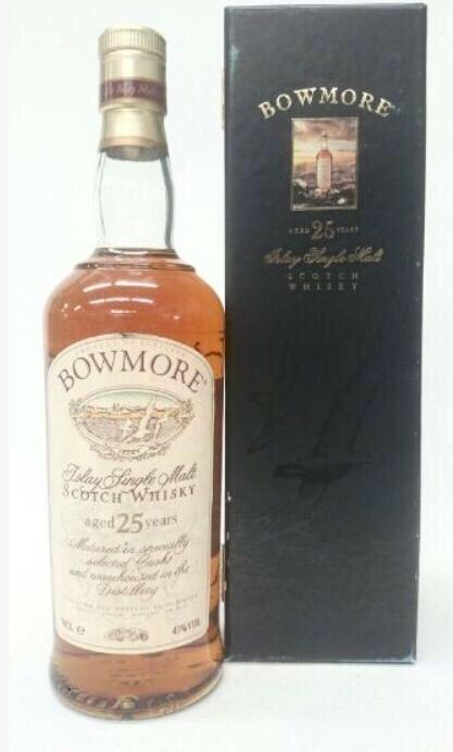 個人總結入門必須起步高，不然最後發覺浪費很多錢，啥也沒喝明白。下面給大家推薦幾款可喝可藏的（基本都是大家咬咬牙能開的動的）注：達摩30照片來源於 本網大魔王<img src='https://sdata.whiskyworm.com/xcxpics/emoji_21.png' class='emoji' />