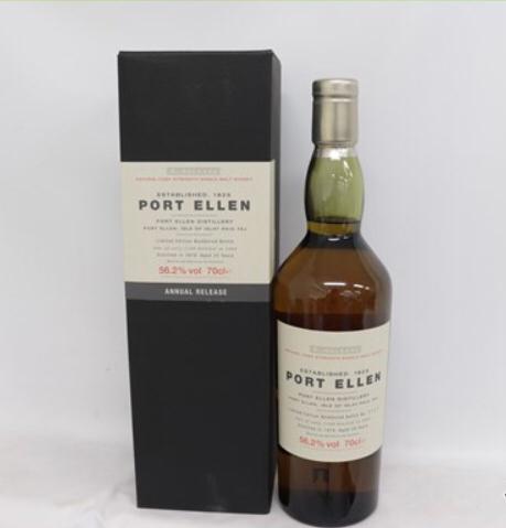 個人總結入門必須起步高，不然最後發覺浪費很多錢，啥也沒喝明白。下面給大家推薦幾款可喝可藏的（基本都是大家咬咬牙能開的動的）注：達摩30照片來源於 本網大魔王<img src='https://sdata.whiskyworm.com/xcxpics/emoji_21.png' class='emoji' />