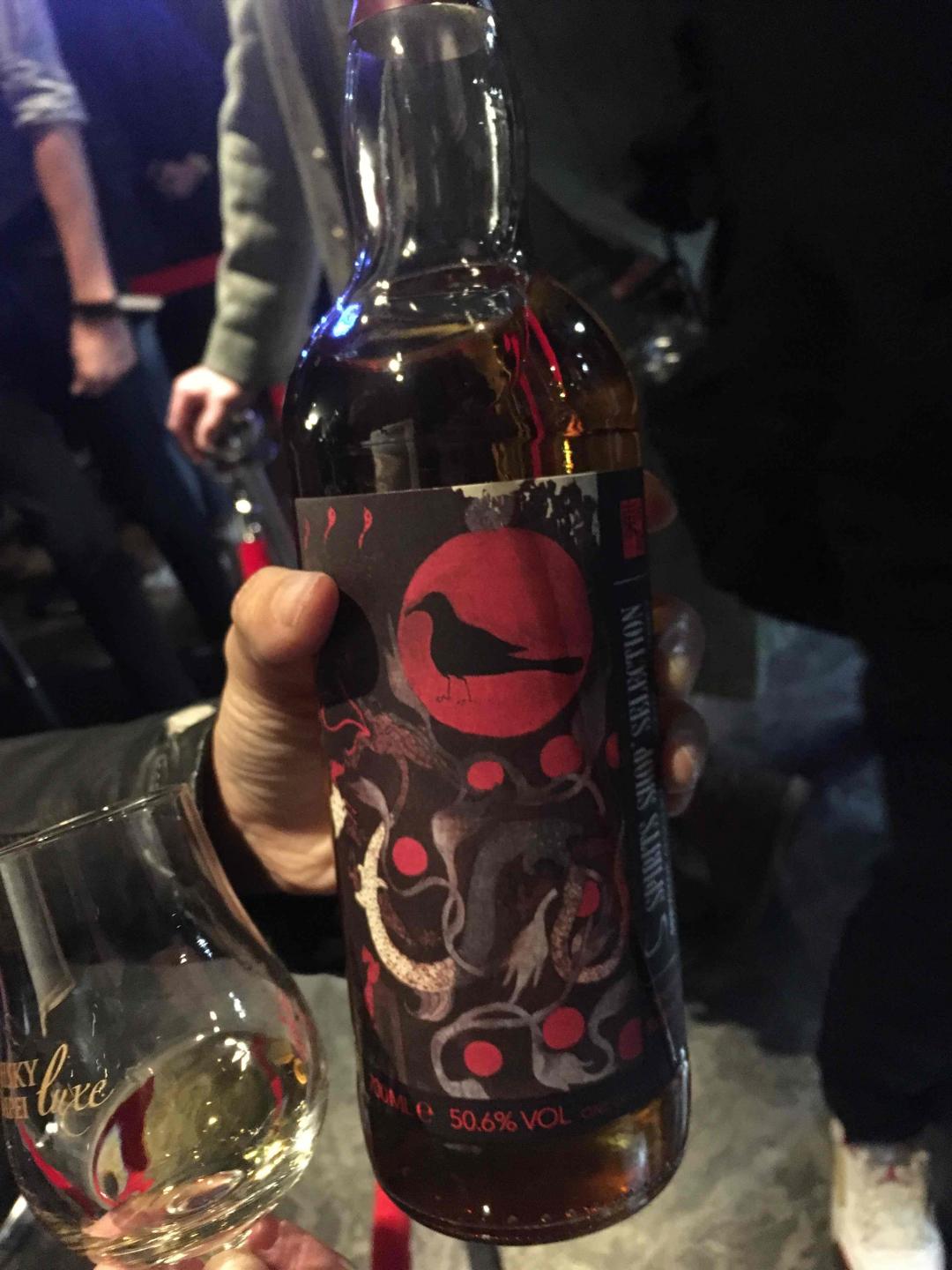 聽說裡面裝麥卡倫