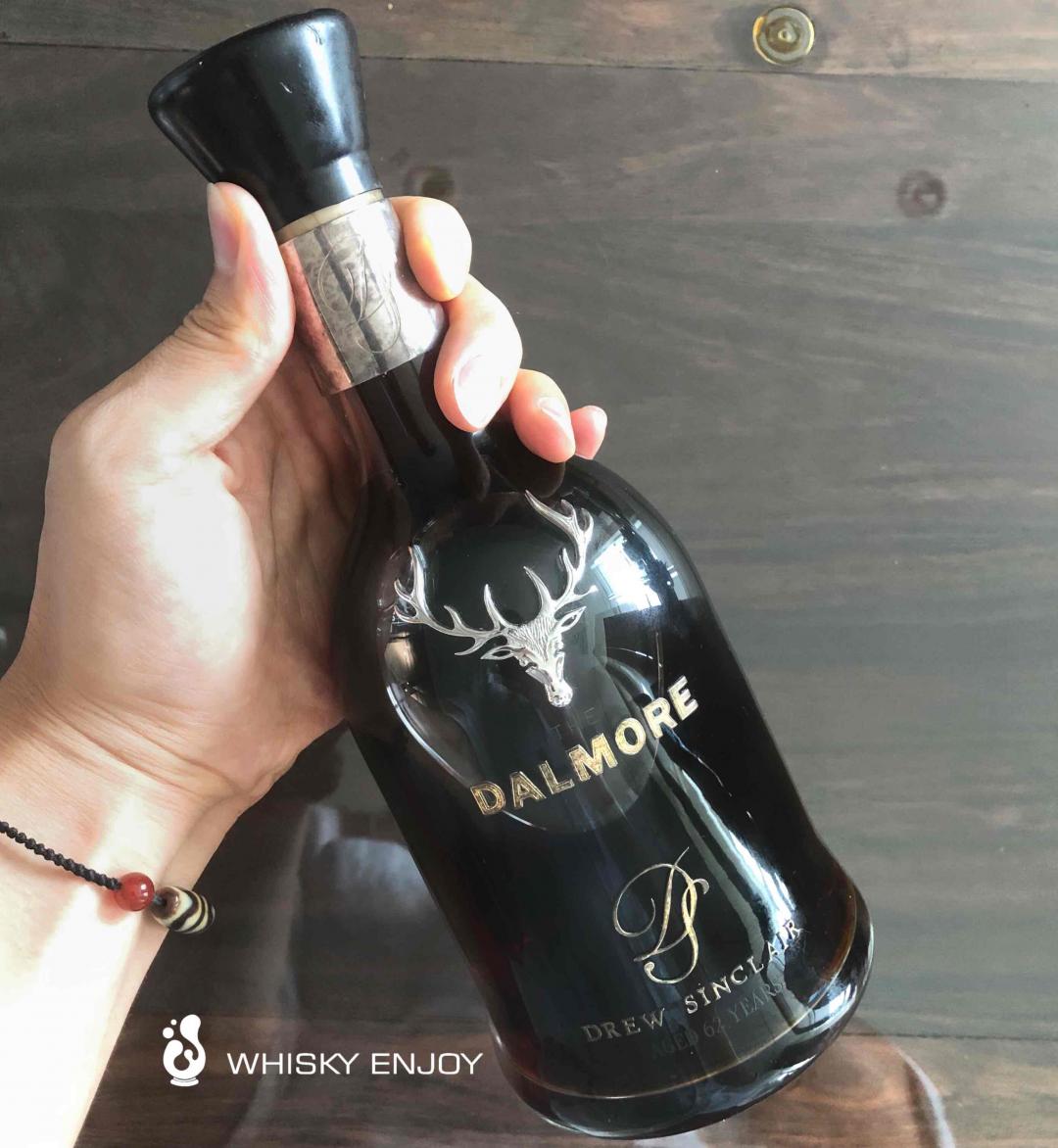 让我们说一说 #达摩镇厂之宝 — Dalmore 62yo Drew Sinclair.