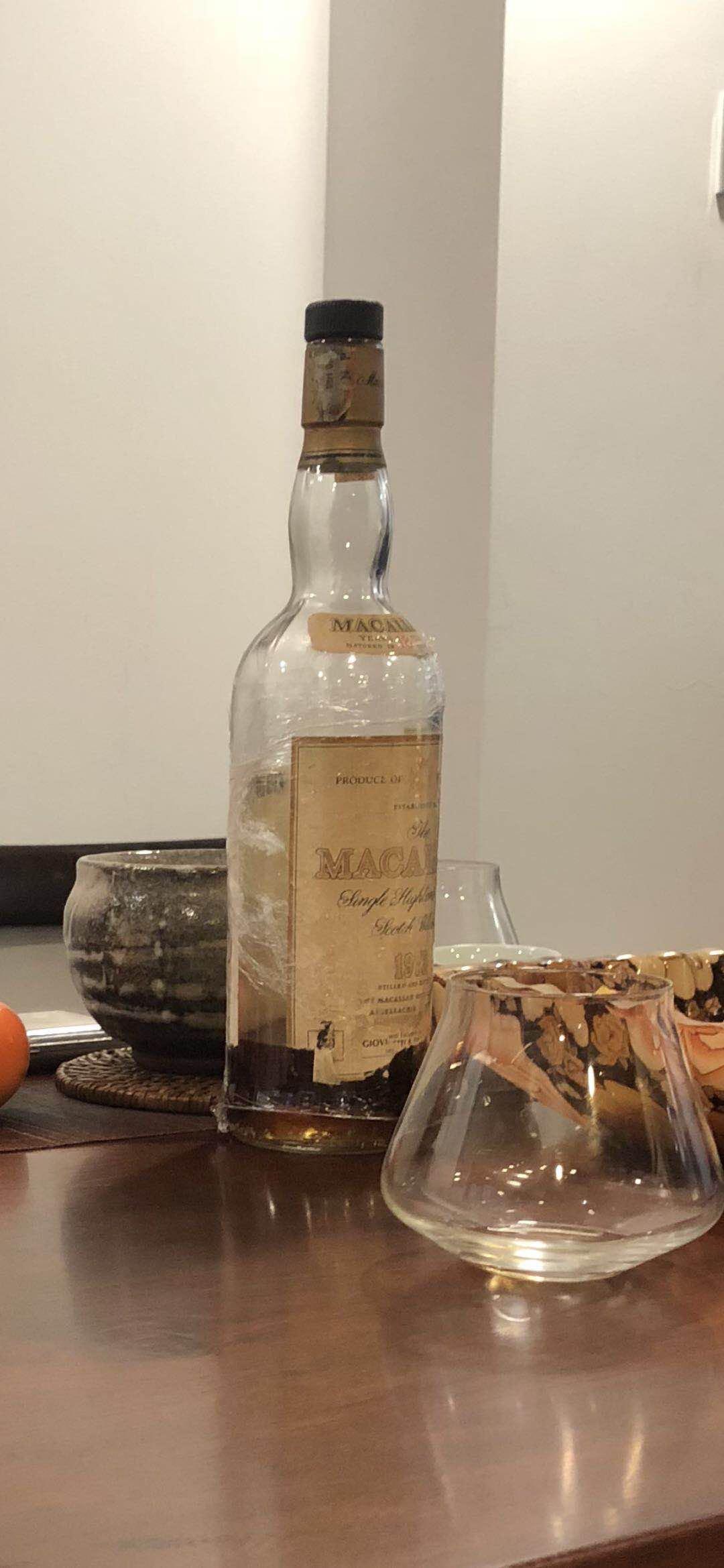 吃饭了，喝什么酒好呢？