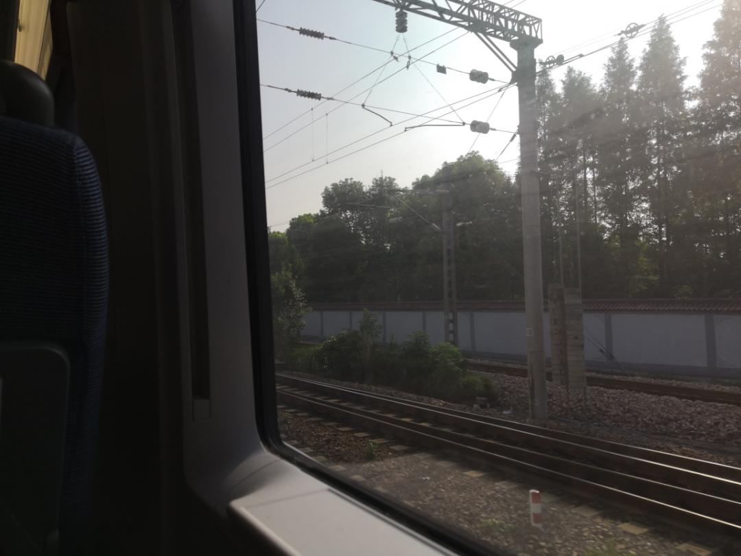 起了个早，W我来了