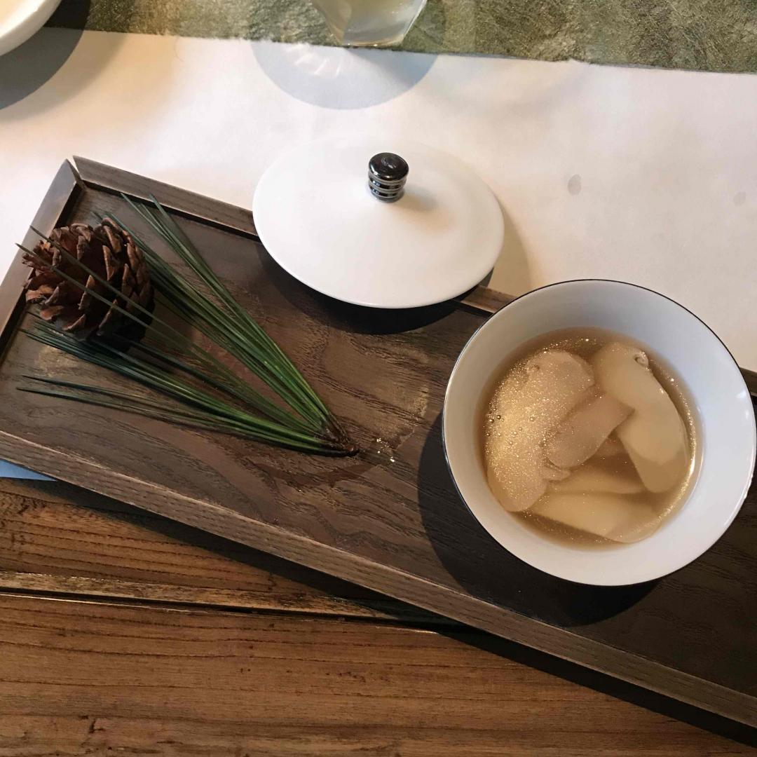 今天大家都去魔都Whisky L了哇，没去成的只能在苏州喝点小酒了～