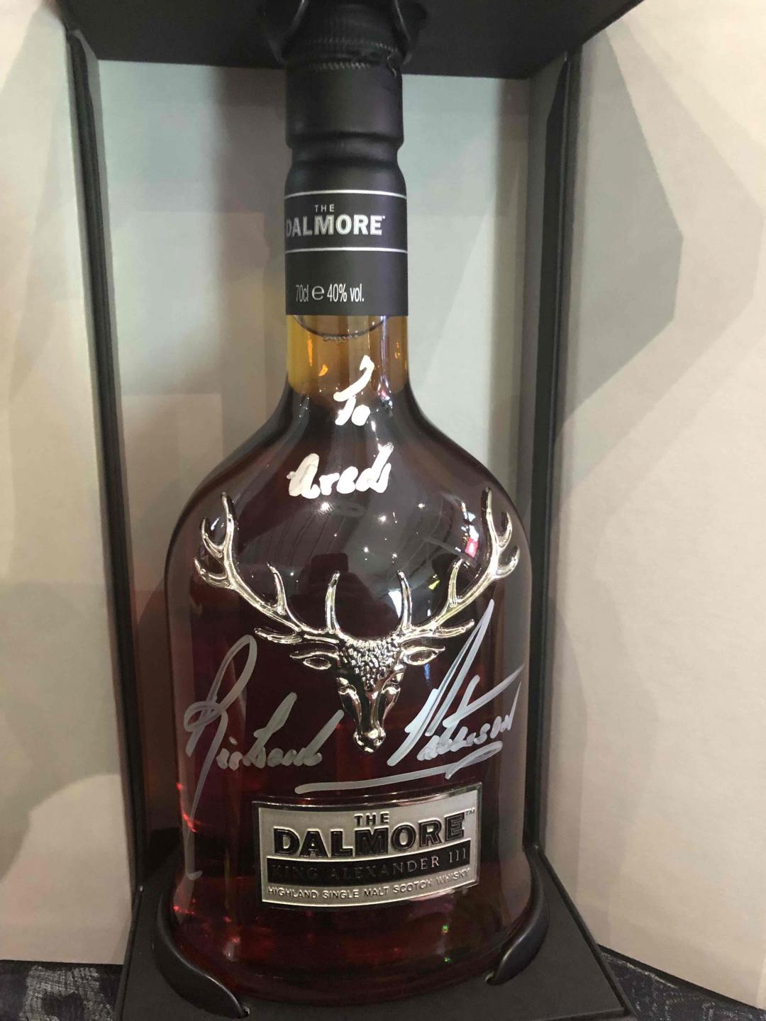 愉快的威士忌L十周年<img src='https://sdata.whiskyworm.com/xcxpics/emoji_1.png' class='emoji' />