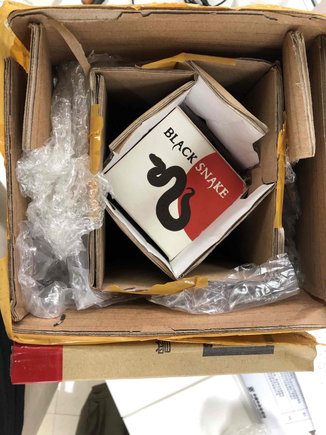 口感爆炸的雪莉，小黑蛇 1