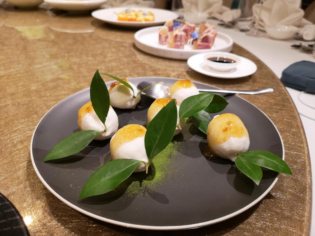 晚上小聚，面基喝酒