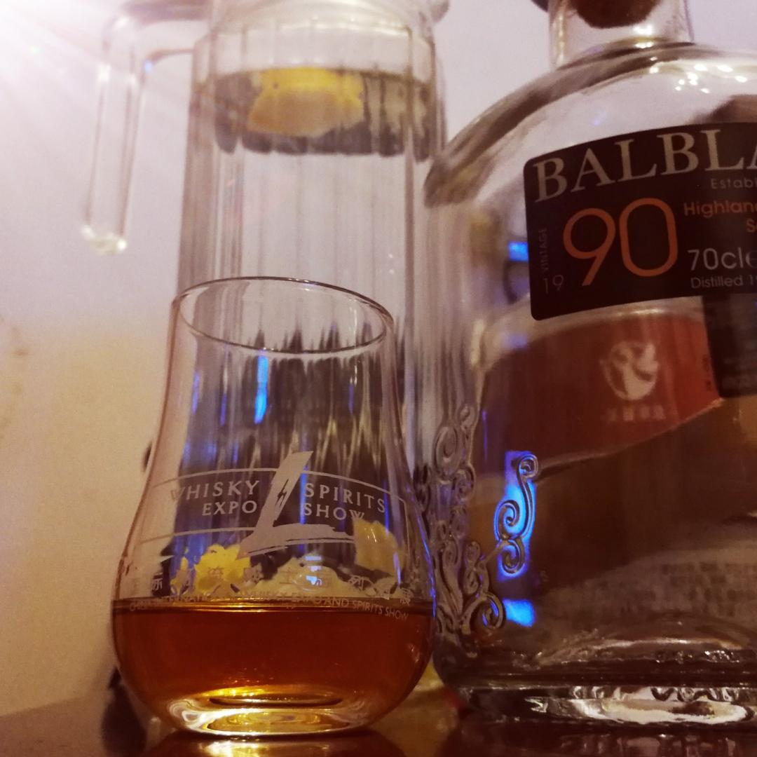 体检完后喝杯酒压压惊