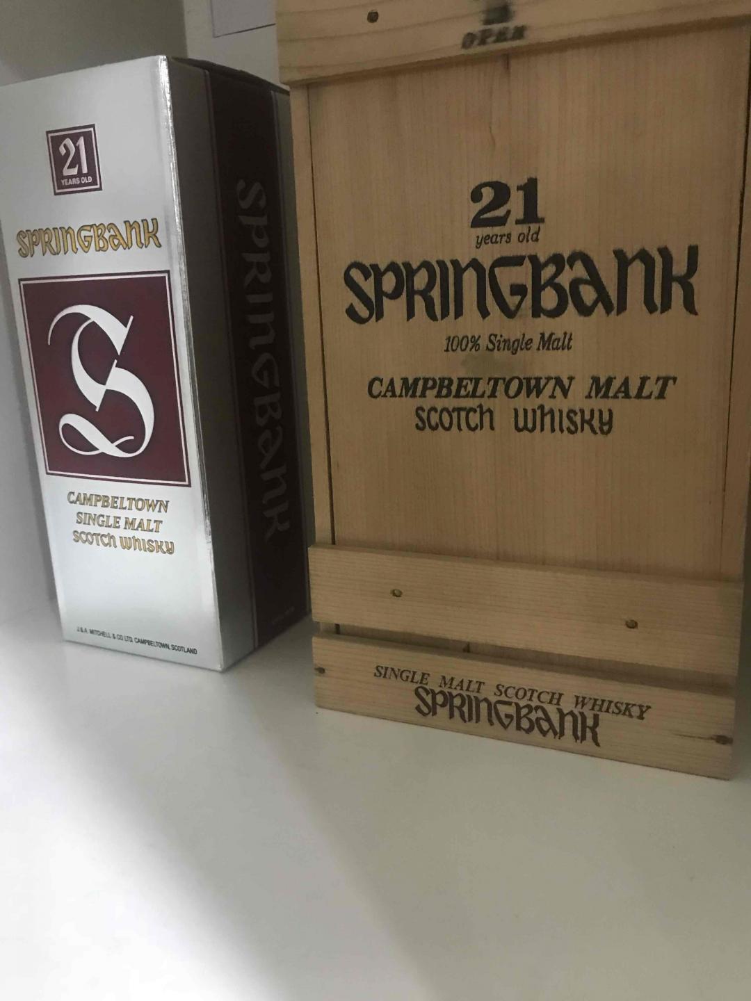 新到的3支酒，图二听说是装的麦卡伦38年……有哪位大佬喝过？