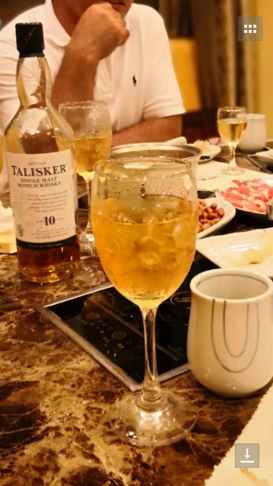 昨天晚上开了太冲，加了冰红茶喝的！感觉没什么意思！贵的也喝过便宜的也喝过还是觉得泰10对口。