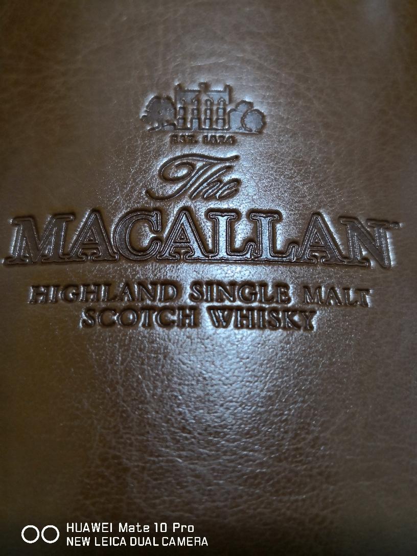 谢谢小伙伴送的macallan酒壶，出行必备～