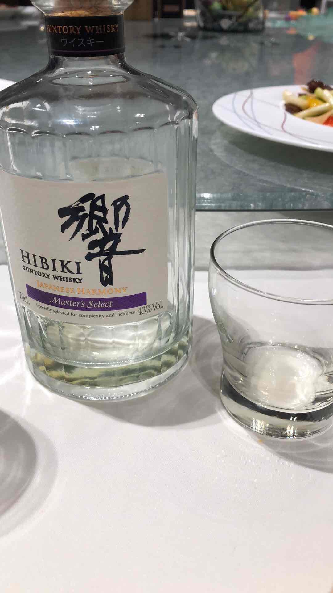 工作日来喝个小酒<img src='https://sdata.whiskyworm.com/xcxpics/emoji_3.png' class='emoji' />