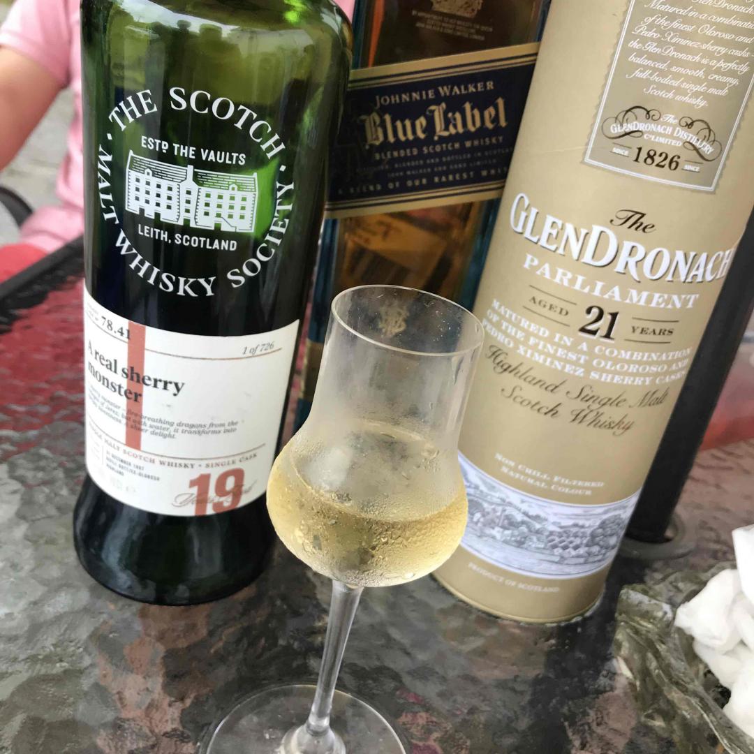 带着威士忌漂流