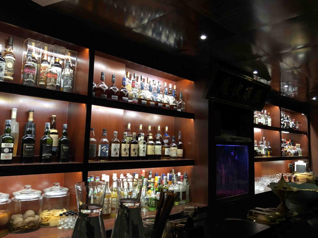 好久沒來咖啡攞走，羅漢伏魔面基鈡老闆