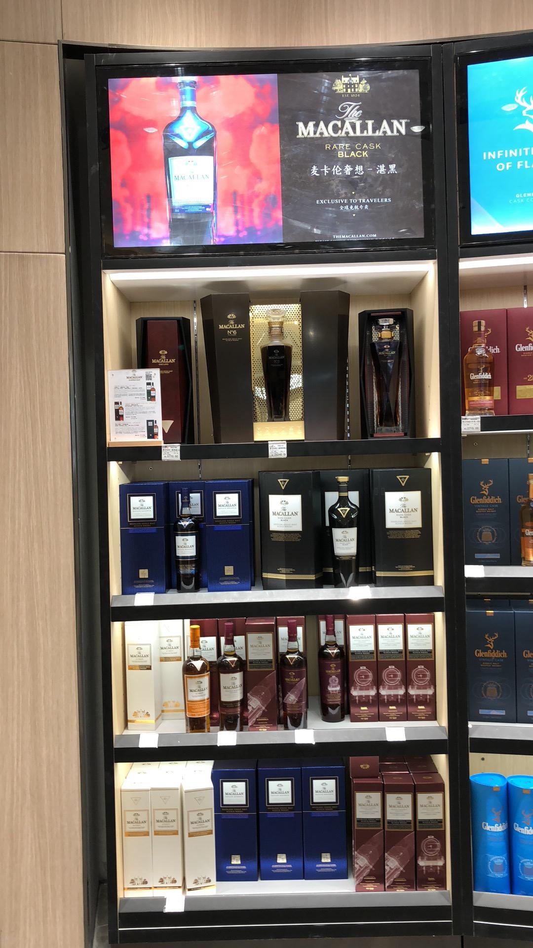 广州机场也不错