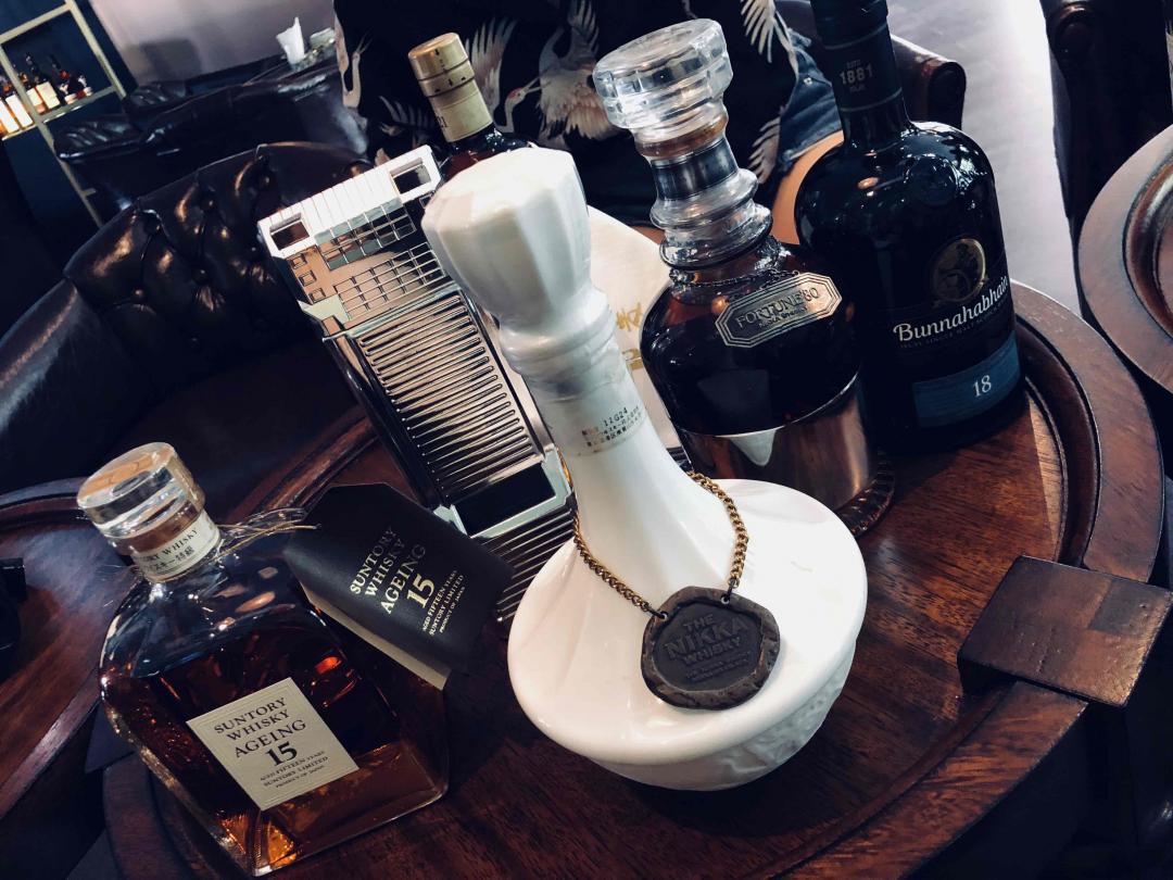 谁给我讲一下分别是什么酒呀？好么？