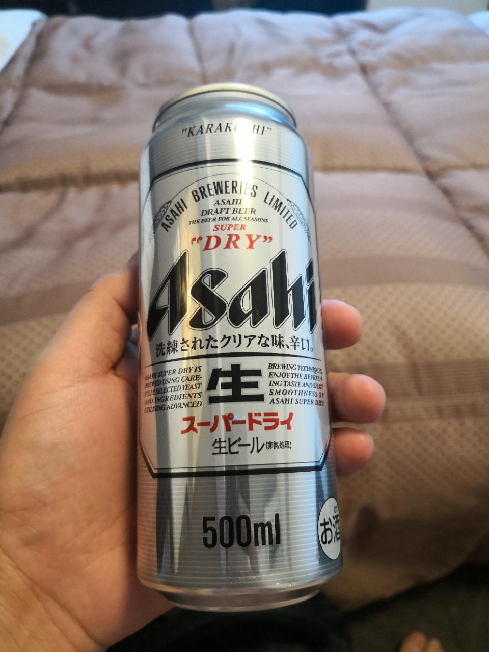 泡沫喝起来像奶油