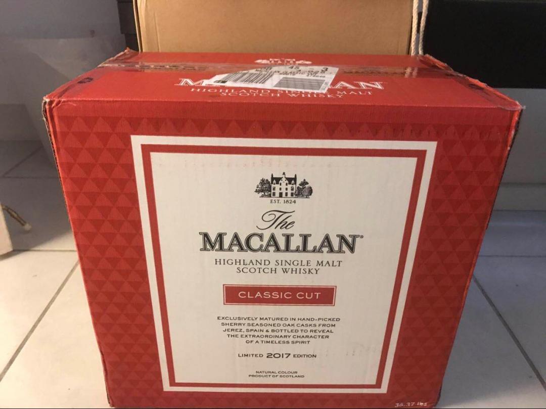 幸运地买到最后一箱，入一点口粮😁