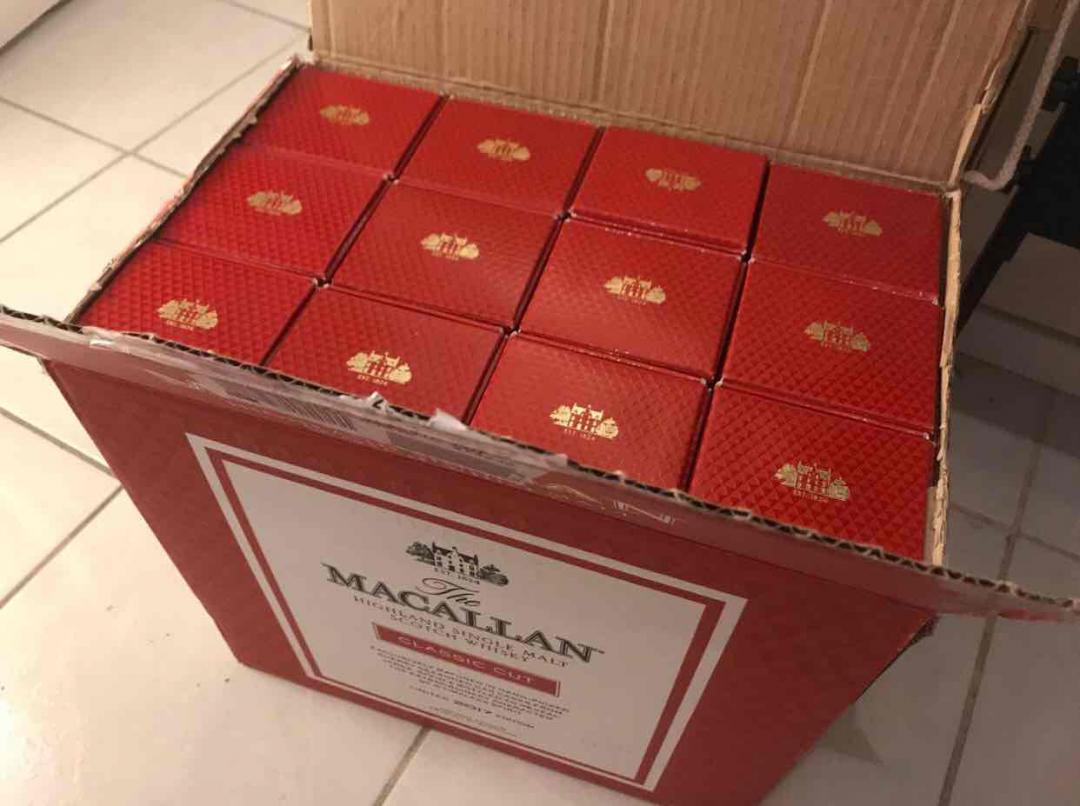 幸运地买到最后一箱，入一点口粮😁