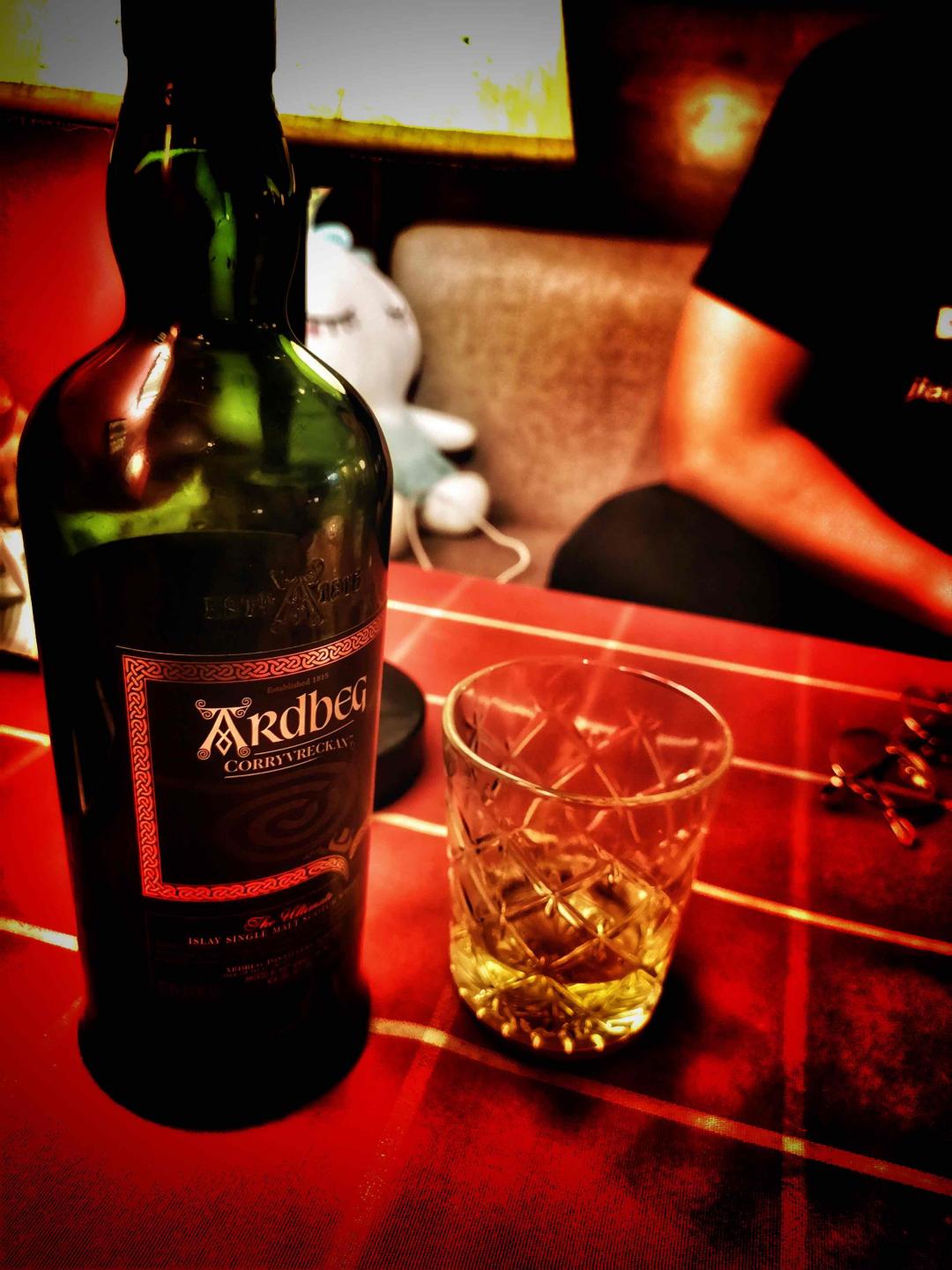 一大早还晕乎乎的，果然不能贪杯。