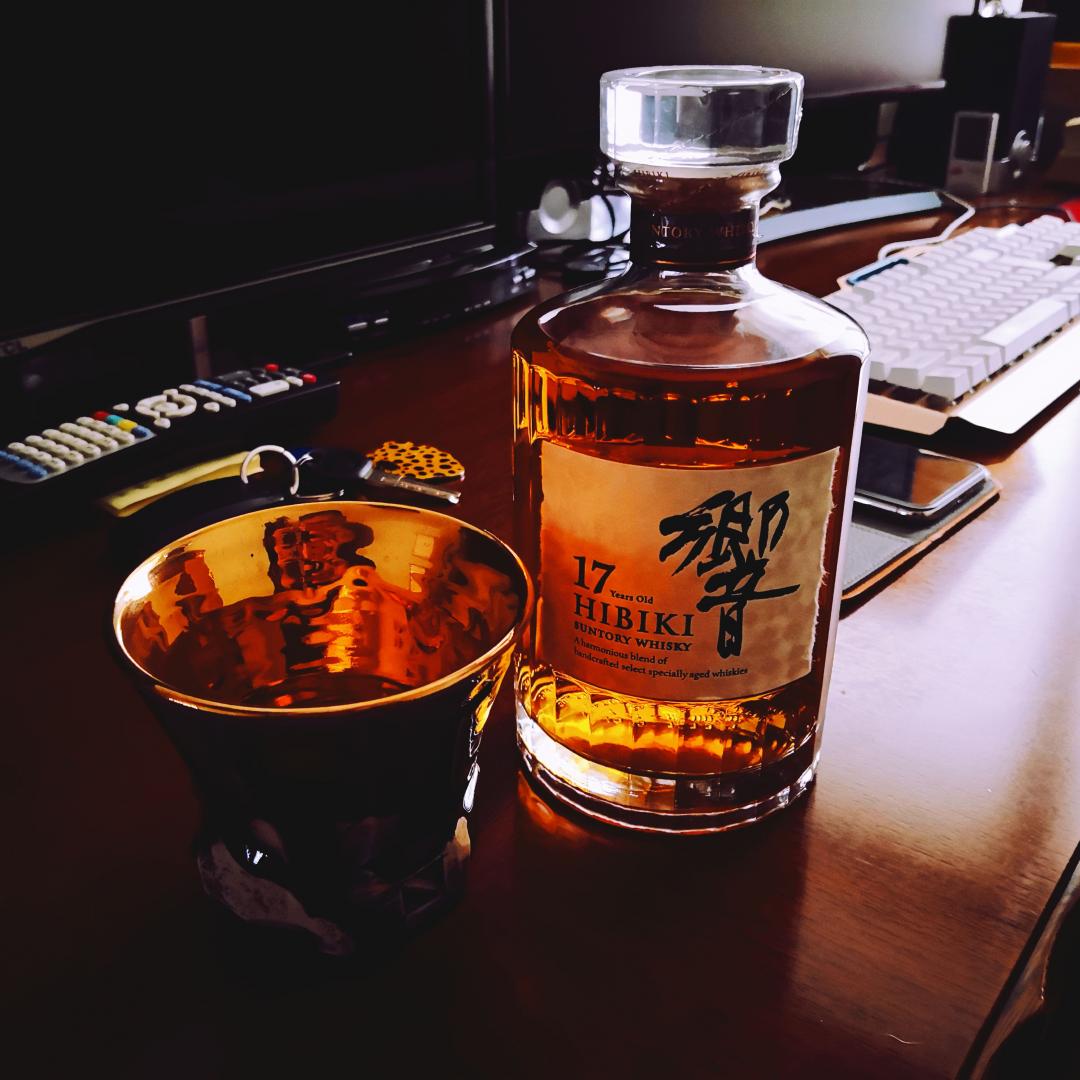 弄个新杯子喝老酒