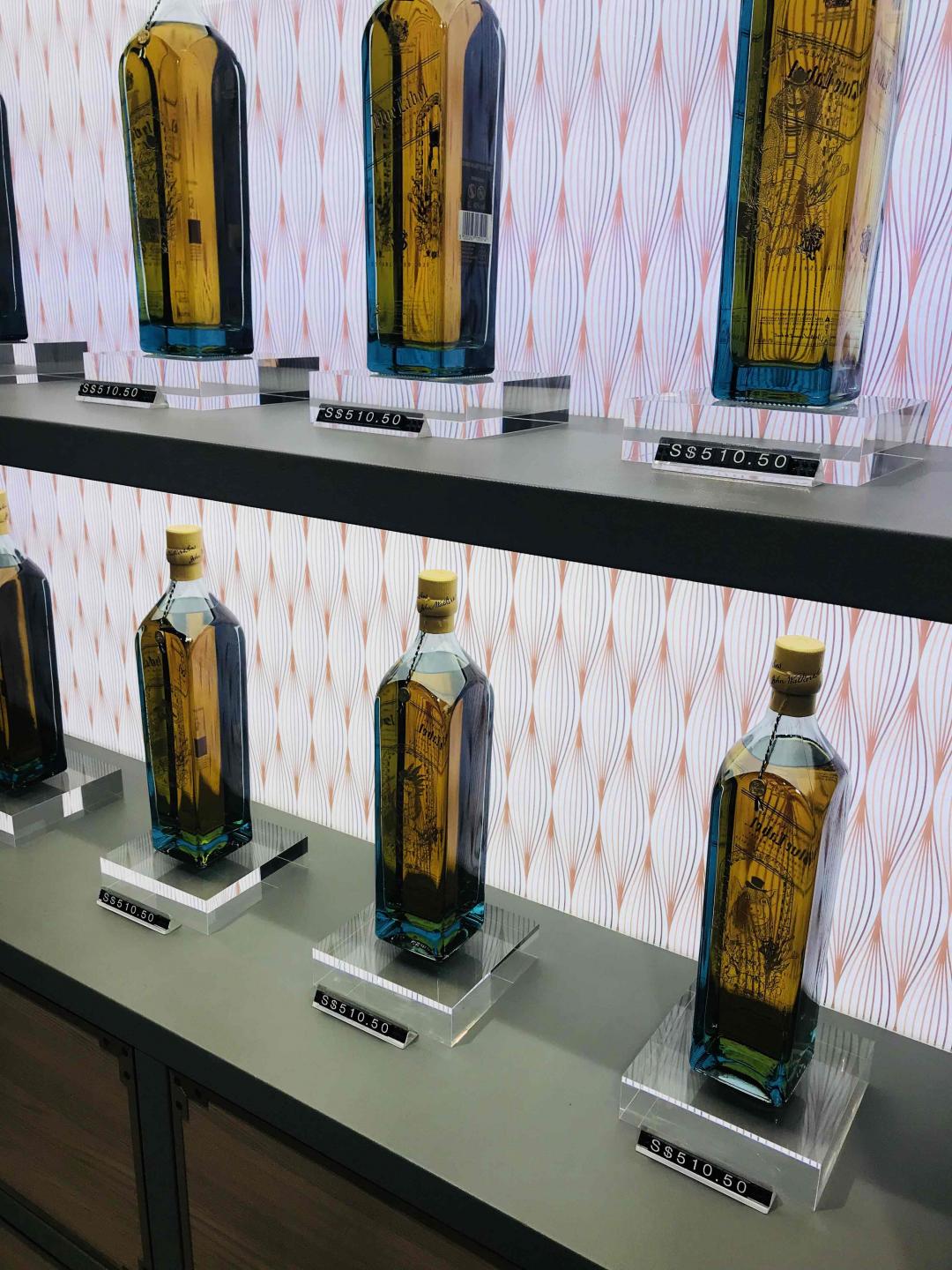 樟宜机场看下价格没优势……还辛苦背！