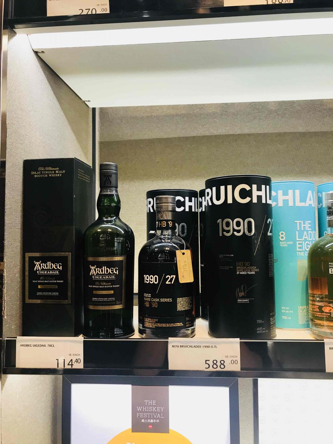 樟宜机场看下价格没优势……还辛苦背！