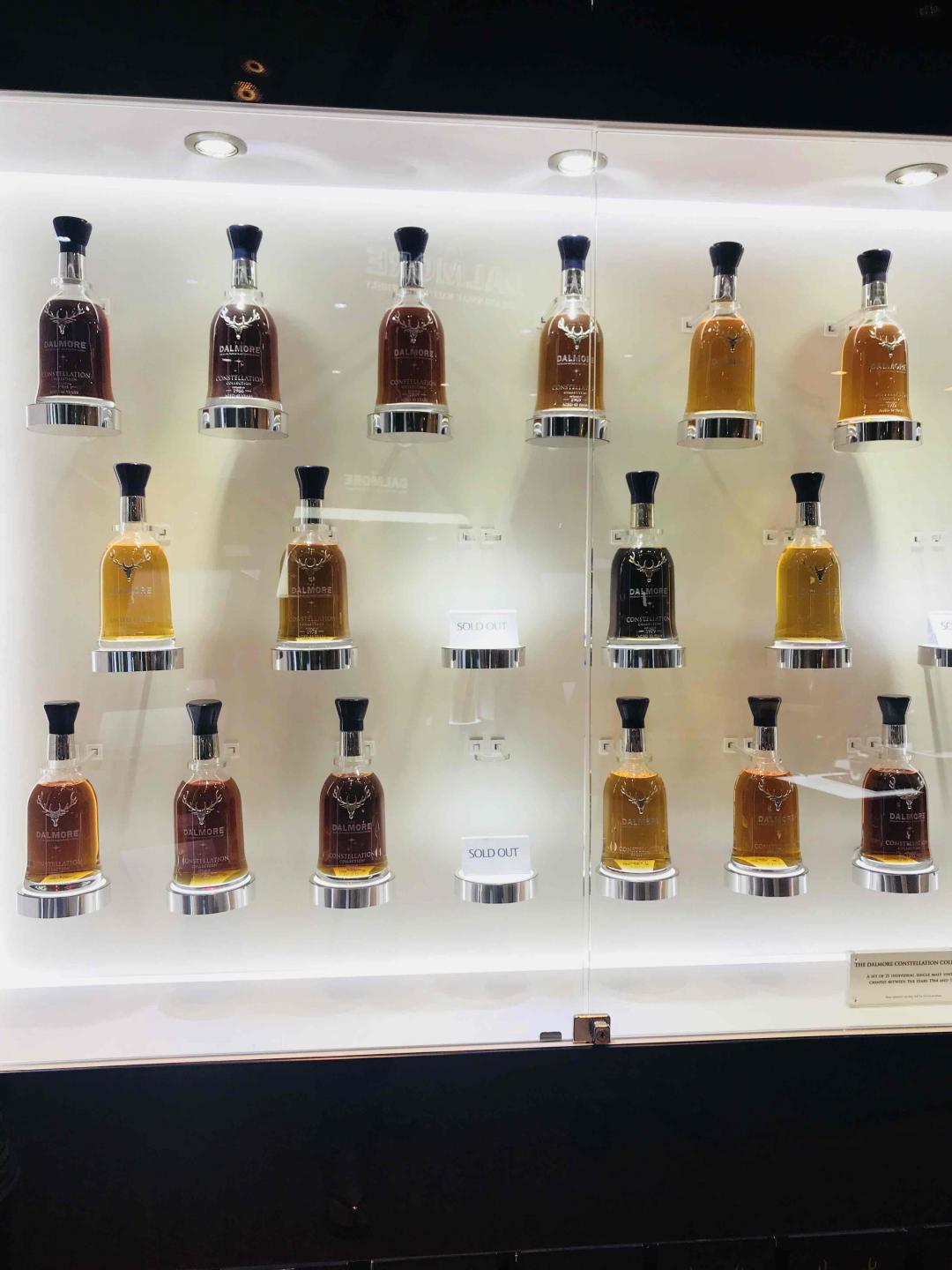 樟宜机场看下价格没优势……还辛苦背！