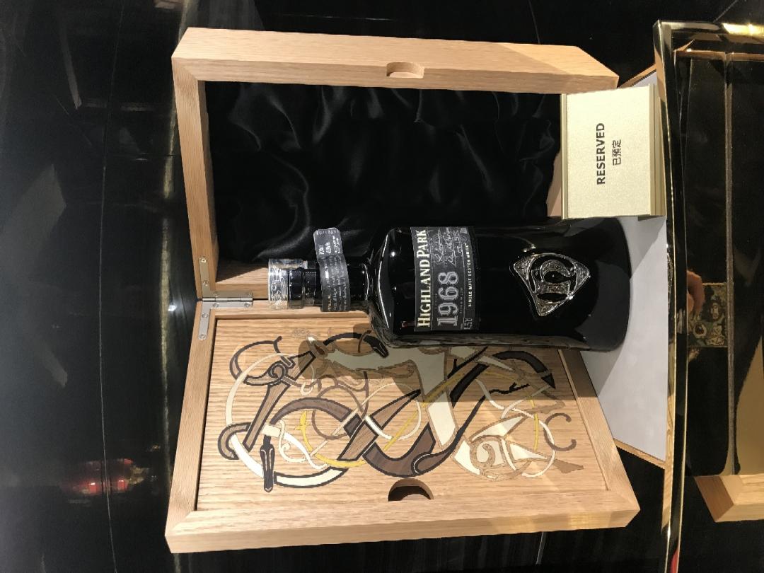 香港机场搂一眼