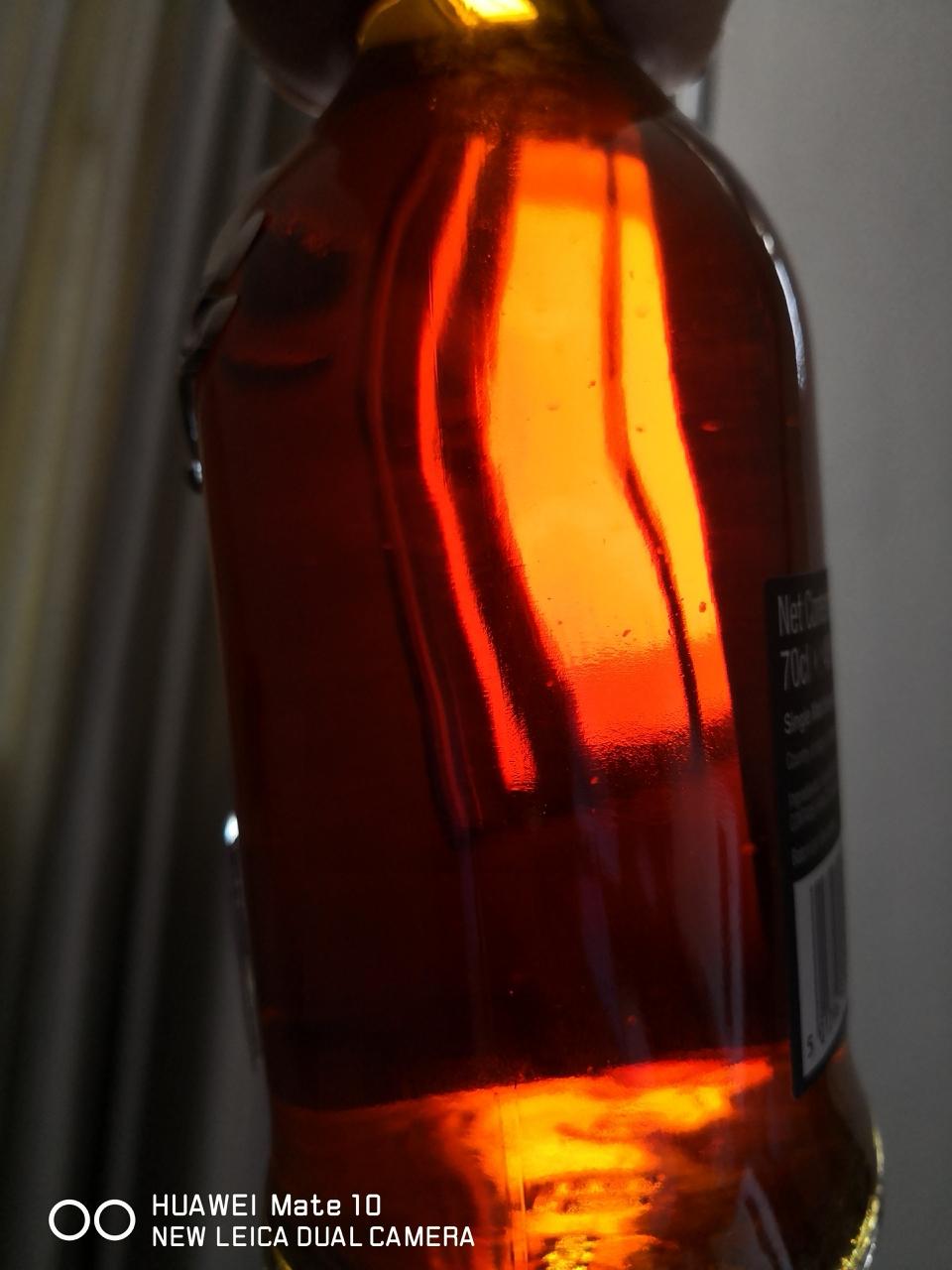 达摩亚历山大酒中有漂浮物