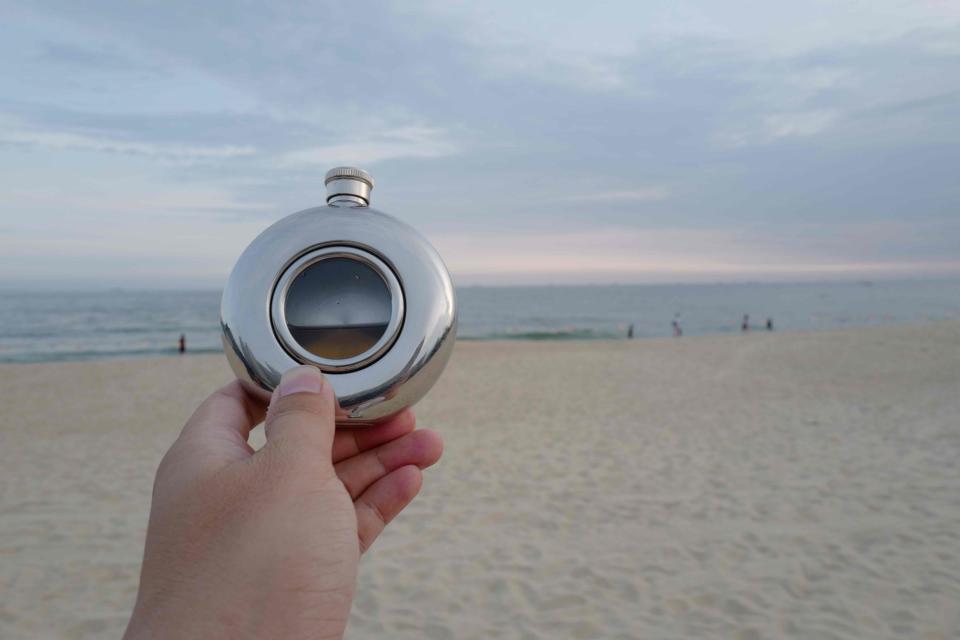 想远离烦嚣，搬到海边住