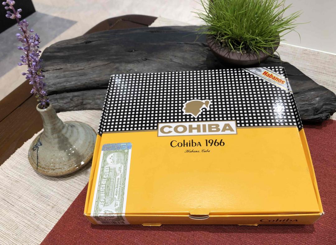 高爸爸2011限量-1966值几个钱