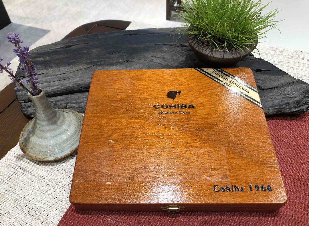 高爸爸2011限量-1966值几个钱