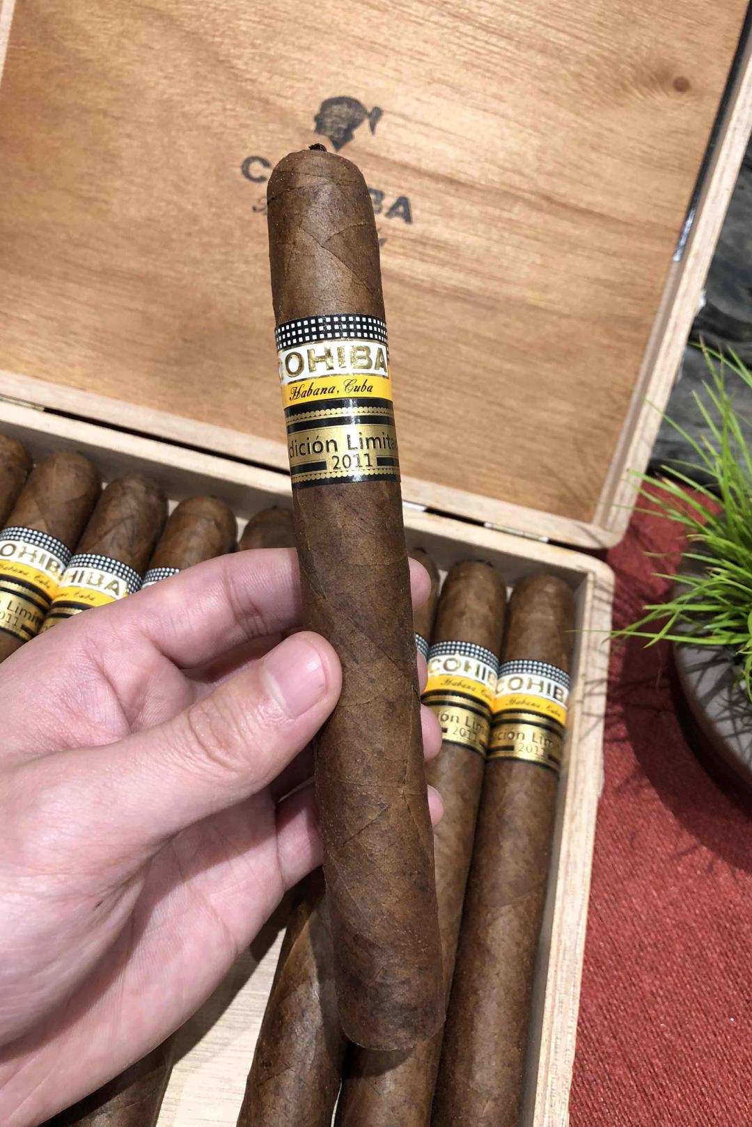 高爸爸2011限量-1966值几个钱