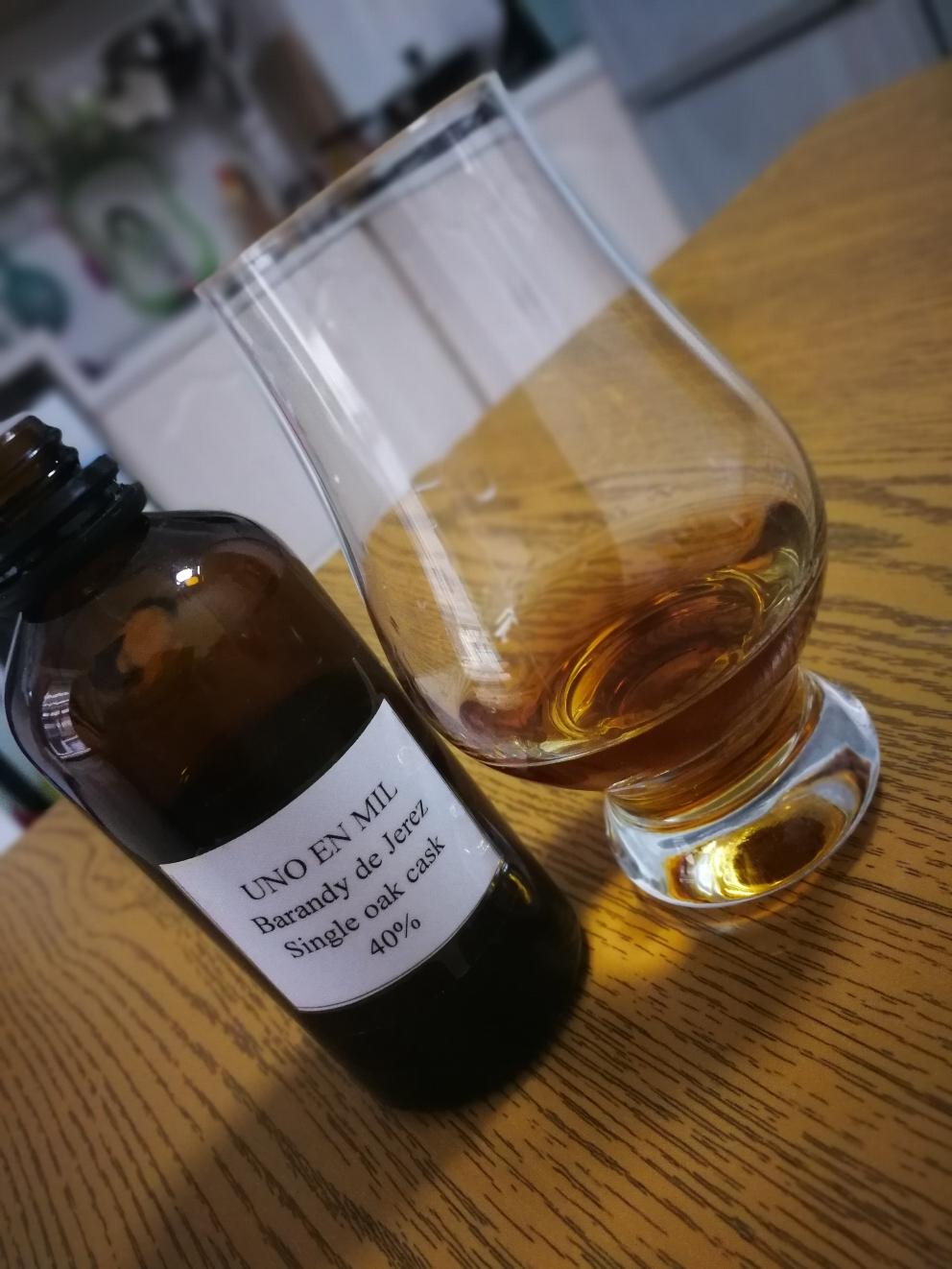 西班牙雪莉桶白兰地酒评一则