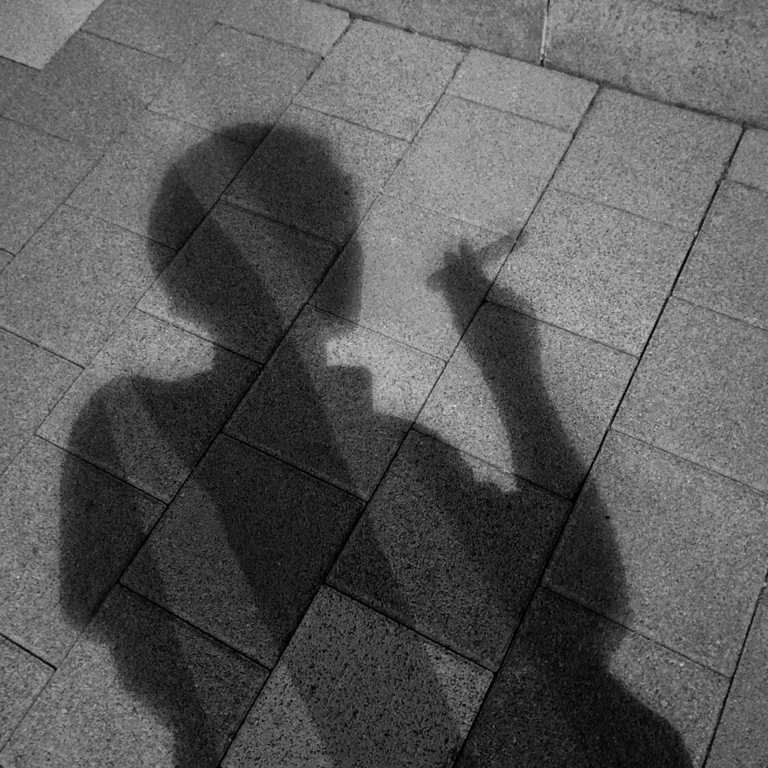 入了些奇形怪状的东西