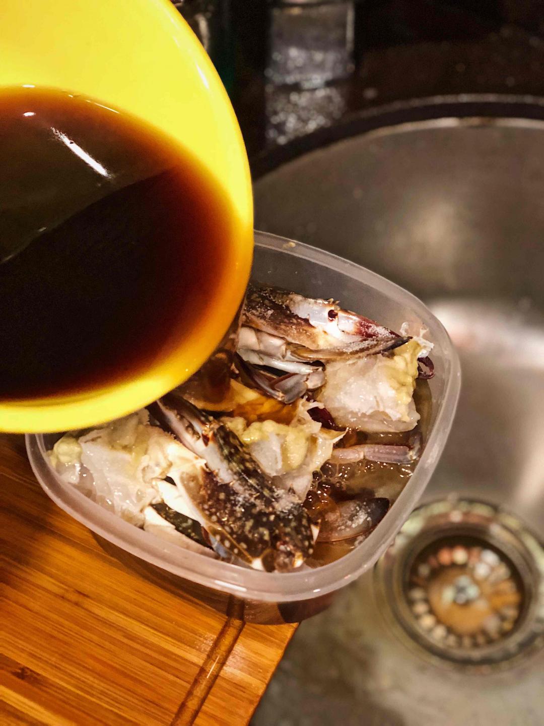 我只能说酒虫的朋友太了解我了，威士忌呛的蟹，真的不一样，下次用泥煤的试试。